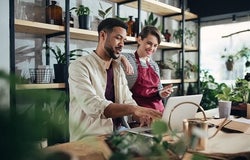 How to start an online business