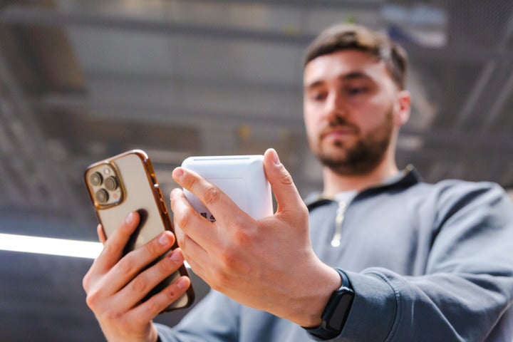 The Senior Research Executive examines the Sum Up Air card reader